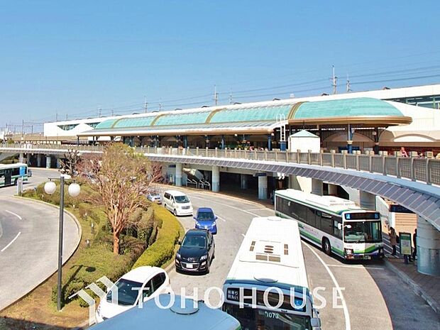 JR京葉線 舞浜駅まで約1022m。