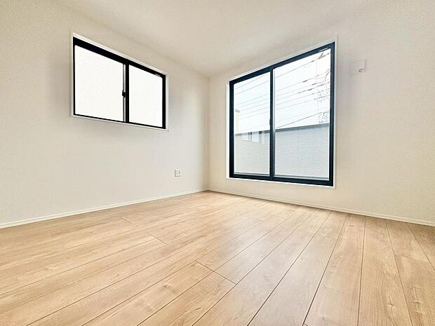 「居心地の良いナチュラル空間」お家時間を穏やかに過ごせる寛ぎの空間です。居心地の良さを実感して頂けるお部屋となっております。