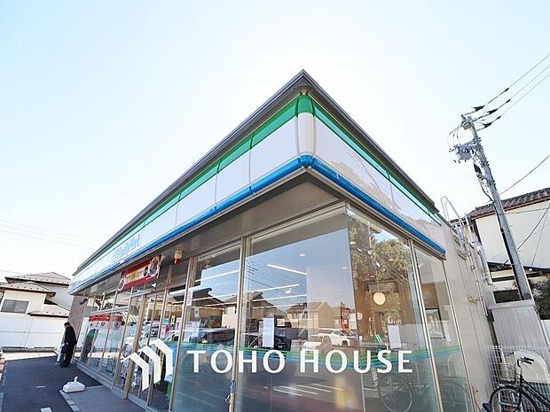 ファミリーマート六高台9丁目店_1728m