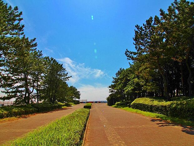 検見川の浜まで約1042m。