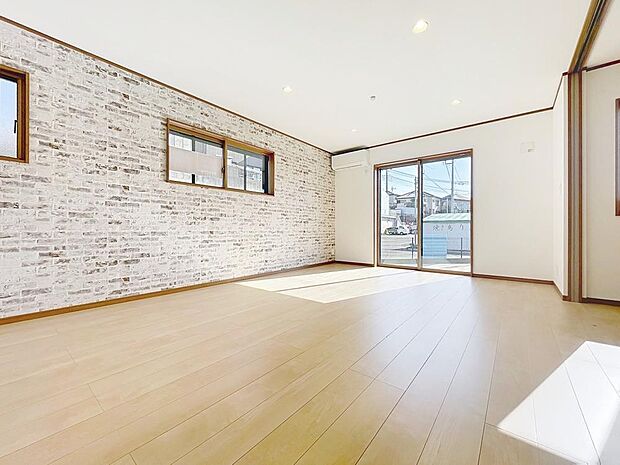 「16帖。ゆとりのLDK」広々約16帖のLDK。家族団らんの場やソファーでゆっくりとくつろぐスペースにオススメです。