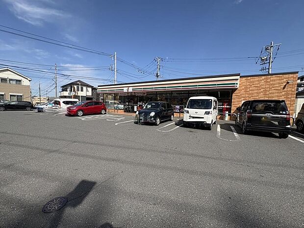 セブンイレブン船橋松が丘4丁目店まで約70m。