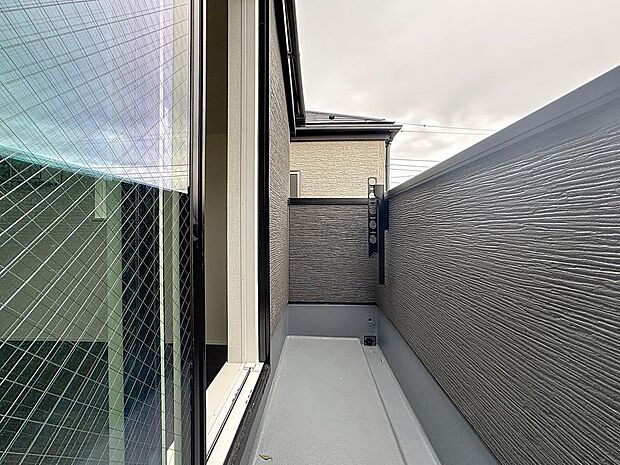 「バルコニー」