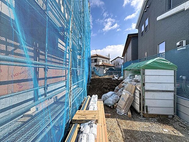 「駐車場」ファミリーカーの需要が多い中、駐車場も広めに確保いたしました。