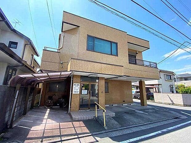 伊興医院まで約500m。