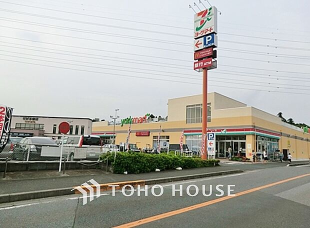 ヨークマート青葉台店 394m