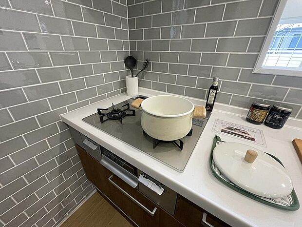 「三口コンロ」