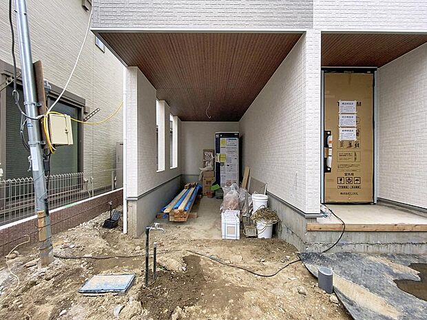 「駐車場」ファミリーカーの需要が多い中、駐車場も広めに確保いたしました。