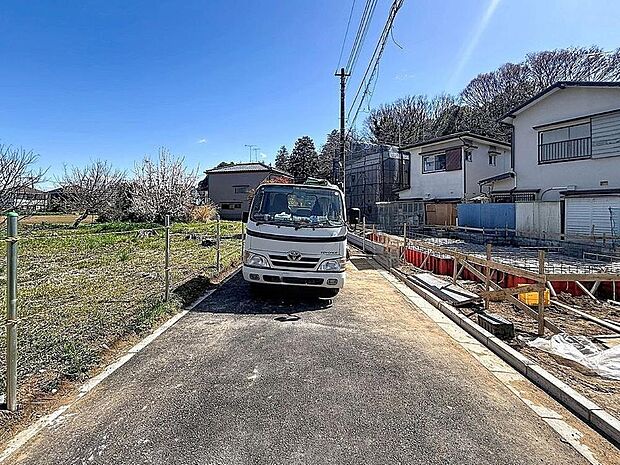 「~落ち着きのある住環境~」毎日お散歩に行きたくなるような緑に恵まれたエリア。自然に包まれた穏やかな暮らしを実現が叶う住環境が整っています。