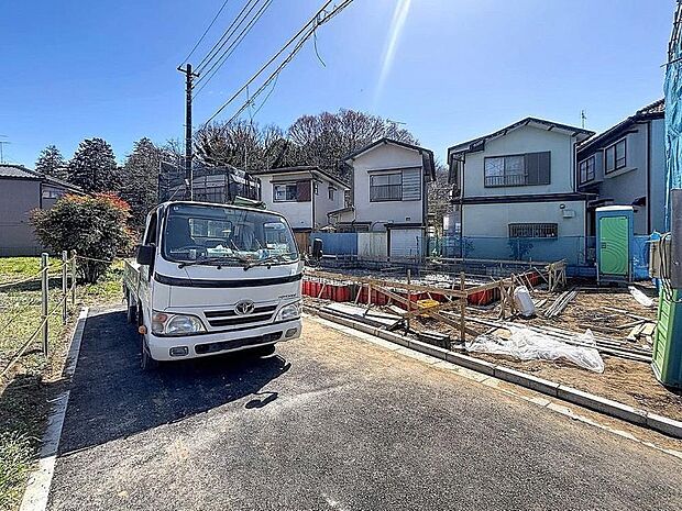 「前面道路」北4m