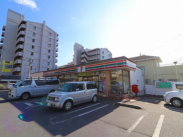 セブンイレブン習志野屋敷店まで約1310m。