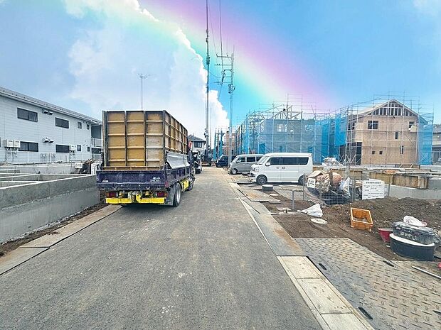 「前面道路」一番重要な物は「衣食住」と「家族」だと思います。マイホームへの皆様の思いをお伝え下さい。