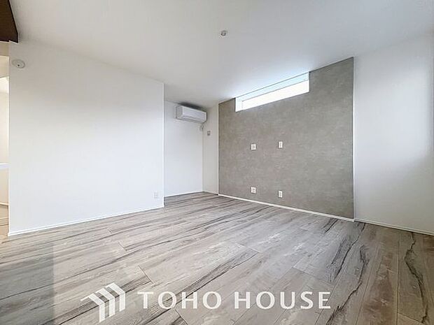 「グレイッシュカラーでまとめたインテリアコーディネート。」毎日過ごす場所だからこそ、飽きのこないデザインが大事。本当に欲しい「寛げる空間」を実感して頂けます。