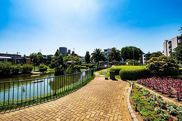 ベルモント公園まで約1203m