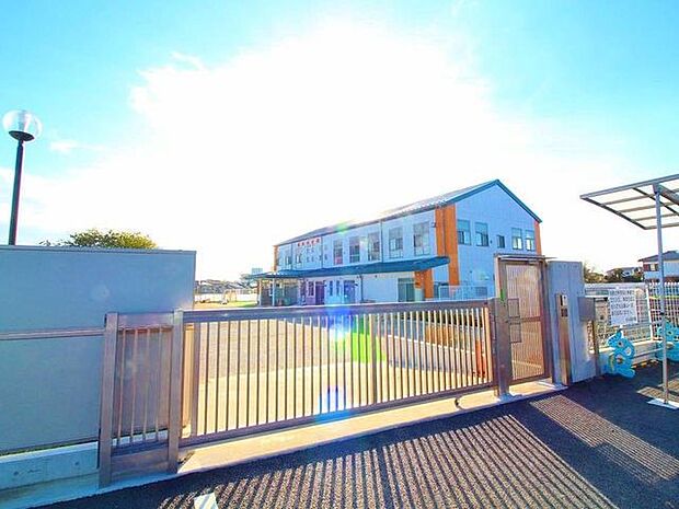 柏井保育園 442m