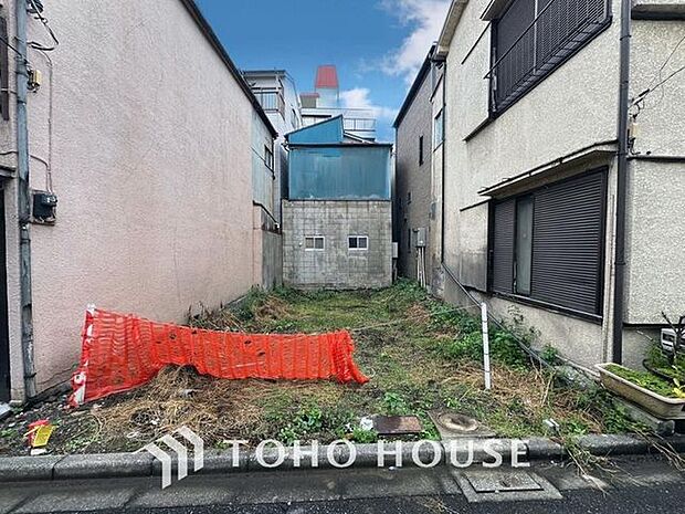 「現況」一日の中で多くの時間を過ごすことになる住まいだからこそ、いつも穏やかな空間であるように心掛け、「落ち着き」と「安らぎ」と「快適」を実現してくれます。