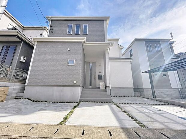 「〜2階建て4LDK〜」快適に過ごす条件は、一人ひとり違います。だからこそ飾り過ぎないシンプルな内装と偏り過ぎないデザインで統一しております。