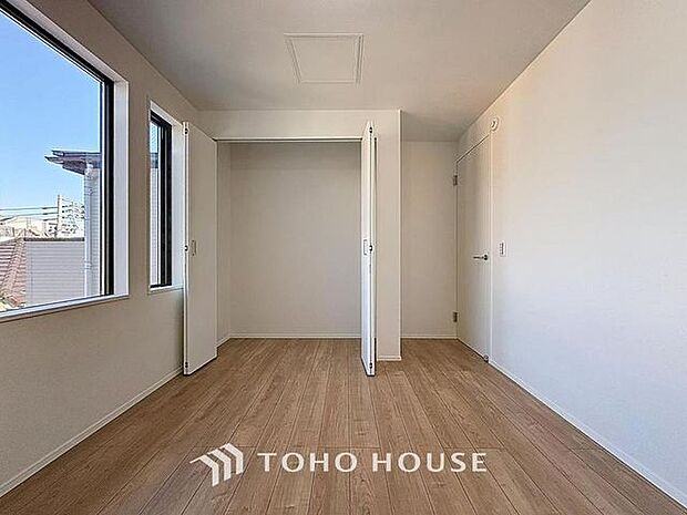 「心地よい空間」シンプルな内装は、時が経ちニーズが変わっても、フレキシブルに活用頂けます。