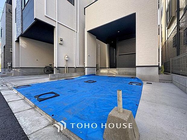 「駐車場」ファミリーカーの需要が多い中、駐車場も広めに確保いたしました。