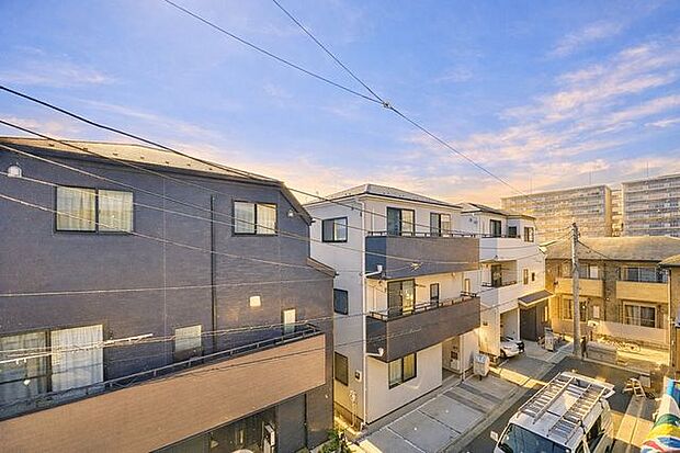 「眺望」心地よい風を感じながら、青空を眺め一息つくことのできる住空間です。