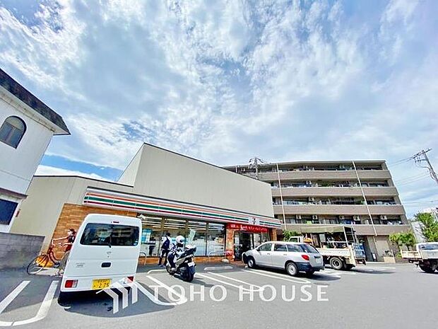 セブン-イレブン 平和橋通り西新小岩店 405m