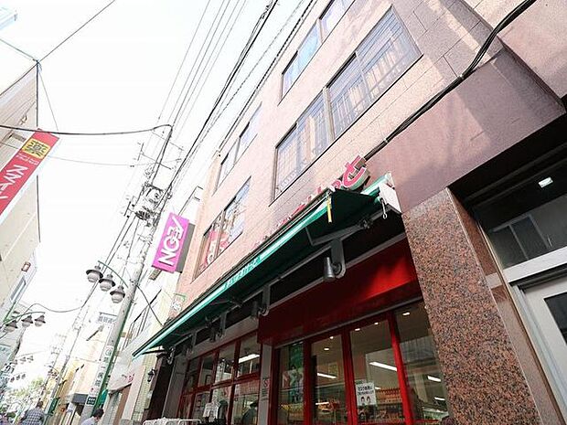 徒歩12分。まいばすけっと　東金町3丁目店まで約713m。