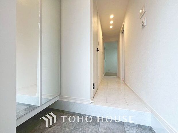 清潔感が溢れ、訪れる者すべてを「安らぎ」と「充実」で包み込みます。