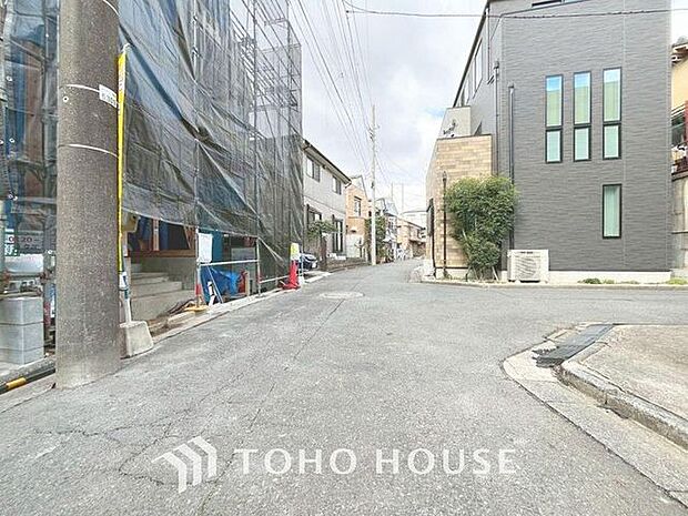 「前面道路」環境は現地で体感していただくのが一番でしょう。ご興味のある方はぜひご連絡ください。