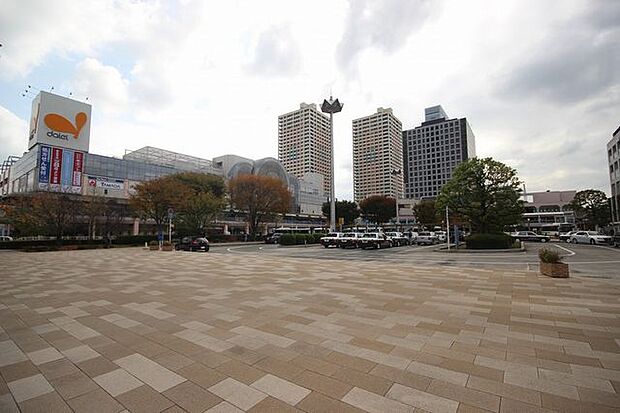 新浦安駅(JR東日本 京葉線) JR京葉線　新浦安駅　 1430m