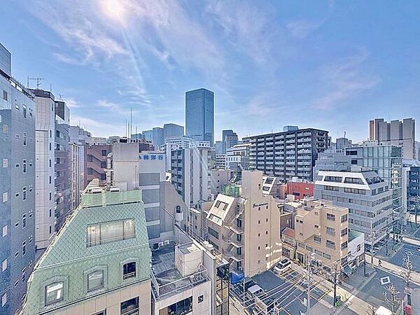 「眺望」心地よい風を感じながら、青空を眺め一息つくことのできる住空間です。