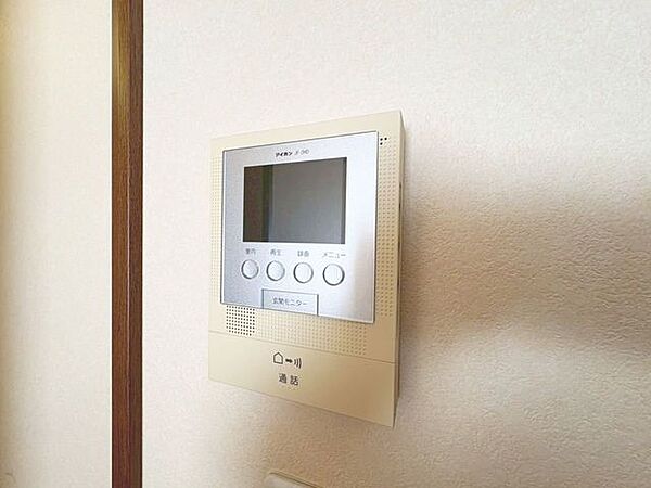 「TVモニター付きインターホン」