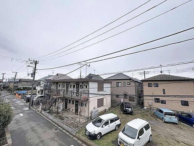 「眺望」心地よい風を感じながら、青空を眺め一息つくことのできる住空間です。