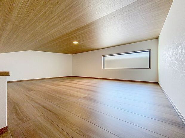 「ロフト」ロフトは、収納ライブラリとしては勿論、防災備蓄など備えの為にも活用頂くことができます。