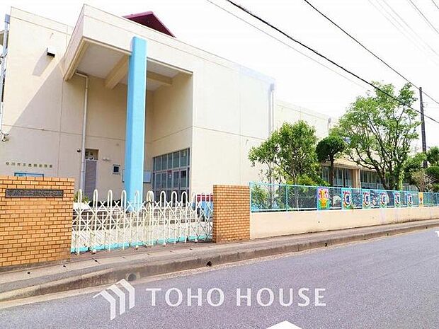 市川市立塩焼幼稚園まで約337m。