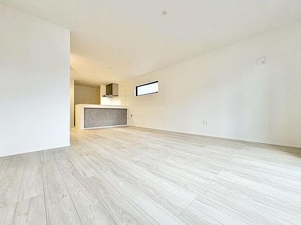 「自分らしい家造りを楽しめる」落ち着いたカラーコーディネートの室内。インテリアやファブリックで、オーナー様好みのテイストデザインを取り入れて頂けます。