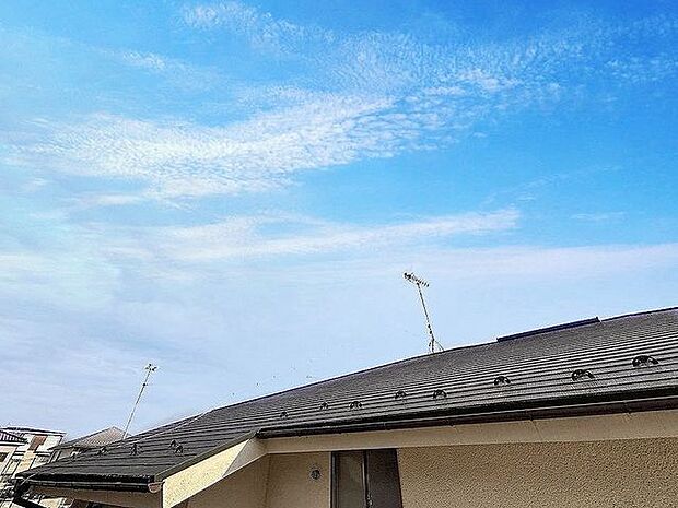 「眺望」穏やかな街並みを一望しながら、爽やかな風と柔らかく降り注ぐ陽光を感じて頂けます。