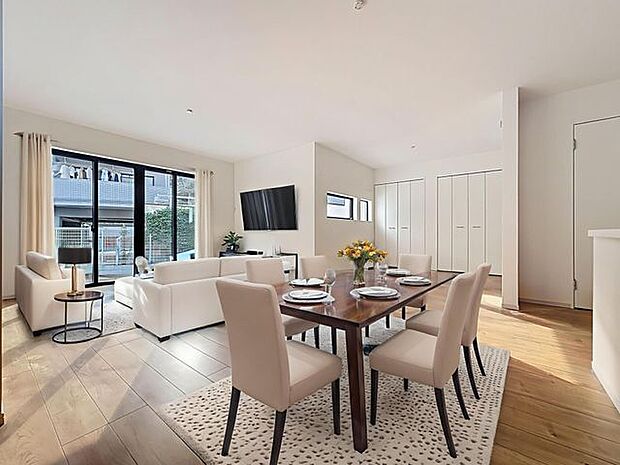 「東南向き。陽当り良好。」(画像内の家具・家電は等はCGです。本物件には付帯されません。)