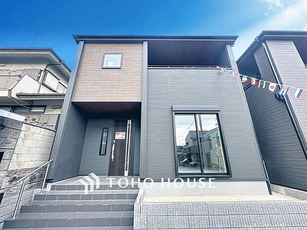 「～2階建て4LDK～」12帖以上のLDK、豊富な収納、生活を彩る設備など、プラアスワンのポイントが詰まった邸宅です。。（1号棟）