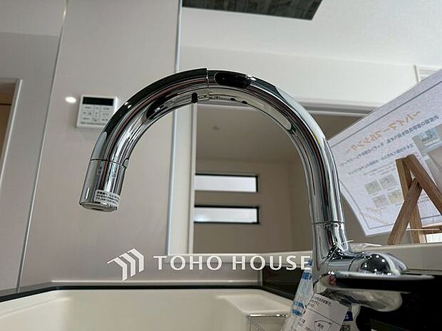 クリアな水が毎日使え、見た目にもスマートな浄水器一体型。お米を炊いたりする際には浄水機能をつかうこともできて、人気の商品です。