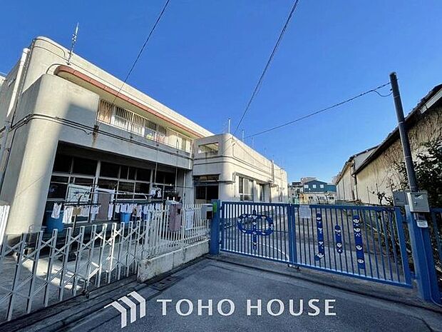 墨田区立中川保育園まで約625m。