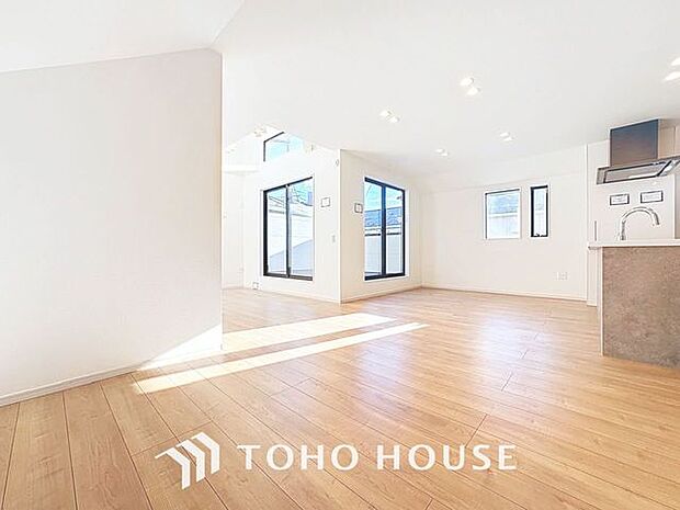 「リビングダイニング」