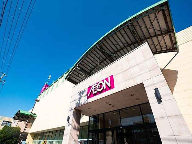 イオン南行徳店 128m