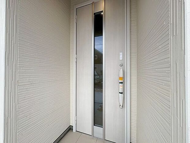 「防犯・断熱仕様玄関ドア」