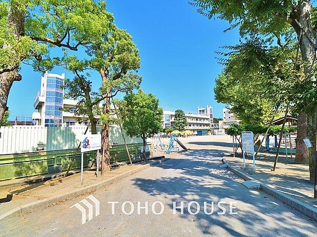 市川市立真間小学校 859m