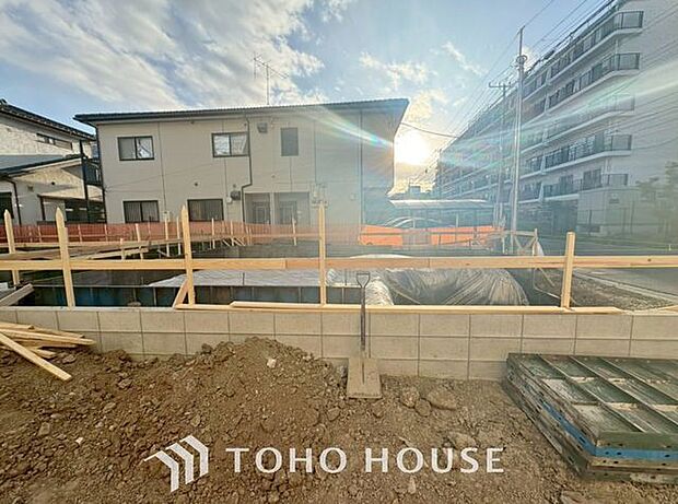 「外観」忙しく過ぎゆく日常を置き去るほど、ゆったりした時間が流れる住環境です。「快適」は「家」と「街」と「環境」が調和した時に訪れるのだと改めて感じさせてくれます。