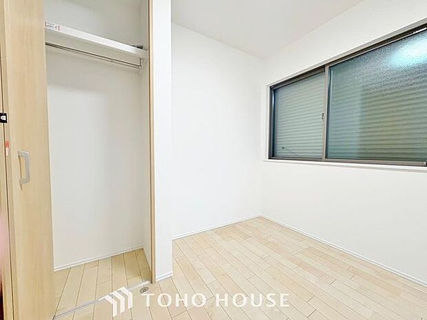 「収納」全ての居室にクローゼットを完備しております。