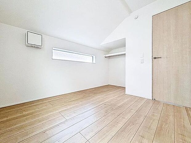 「インテリア映えする内装。」シンプルな内装は、時が経ちニーズが変わっても、フレキシブルに活用頂けます。