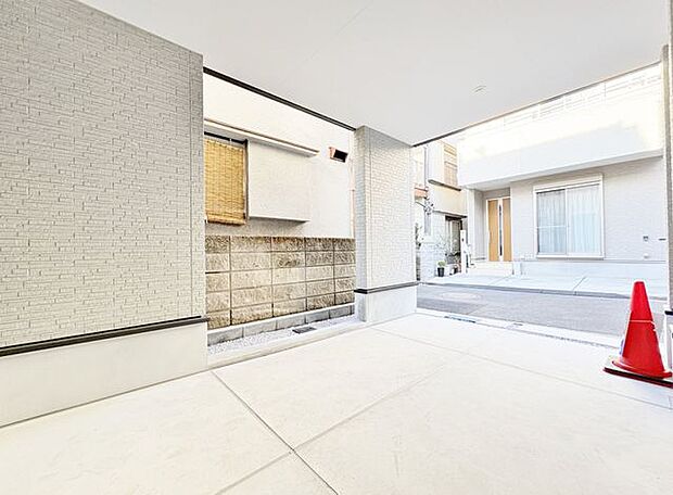 「ビルトインガレージ」