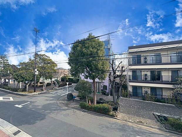 「眺望」心地よい風を感じながら、青空を眺め一息つくことのできる住空間です。