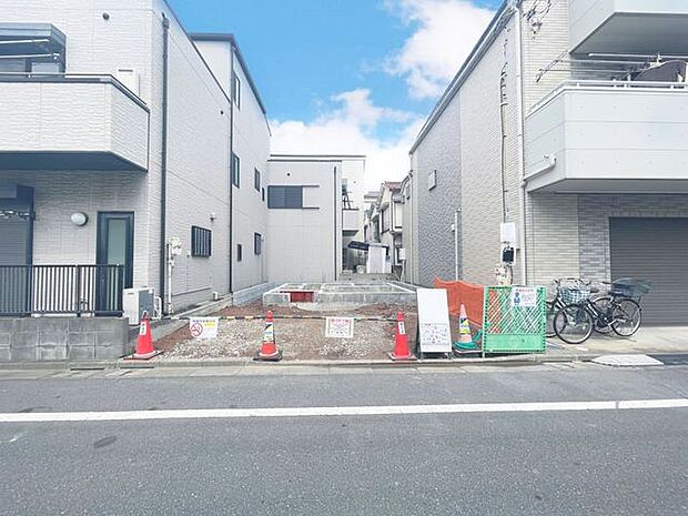 「前面道路含む現況」